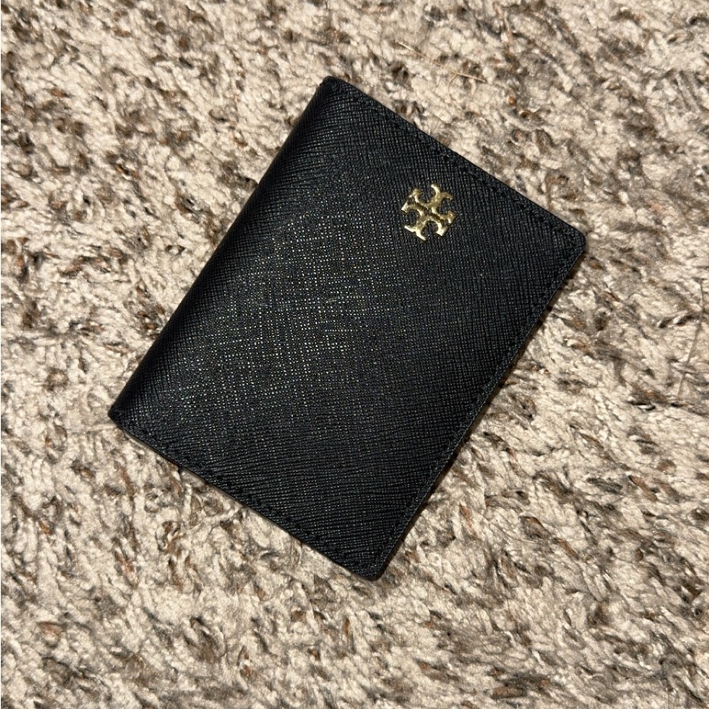 tory burch wallet